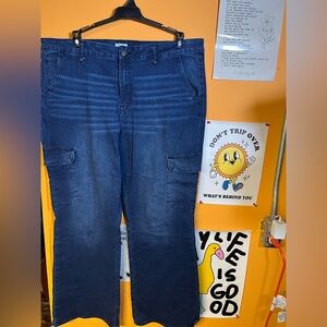 Size 20 Time and Tru Women's Flare Jeans in Dark Blue